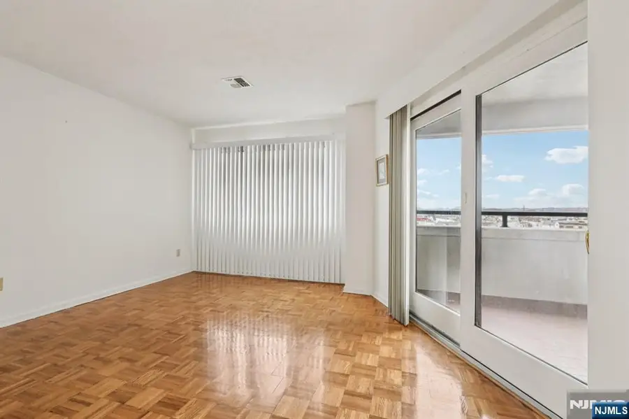 41-51 Wilson Avenue 5 K, Newark, NJ 07105 - #2