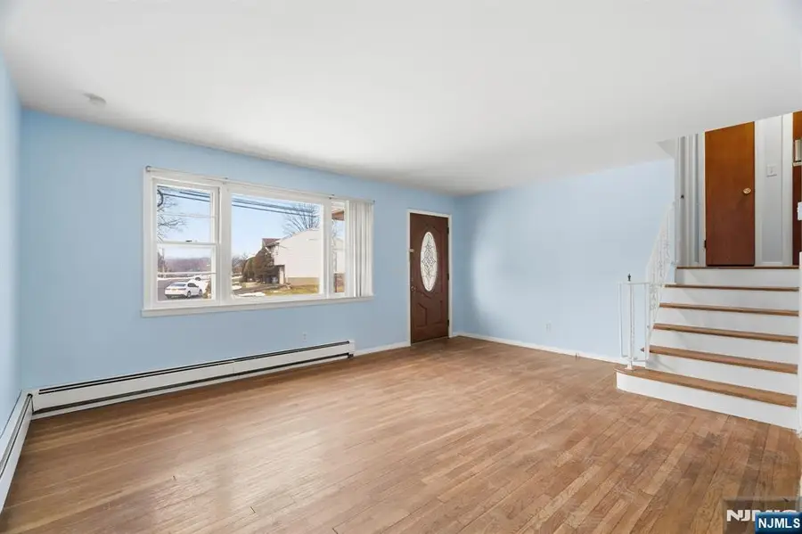 49 New Brier Lane, Clifton, NJ 07012 - #3