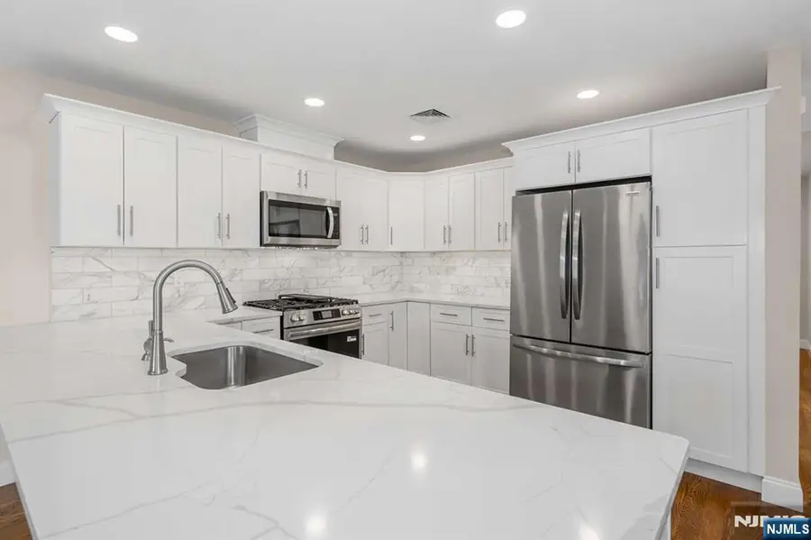 20 Zazzetti 1, Waldwick, NJ 07463 - #3