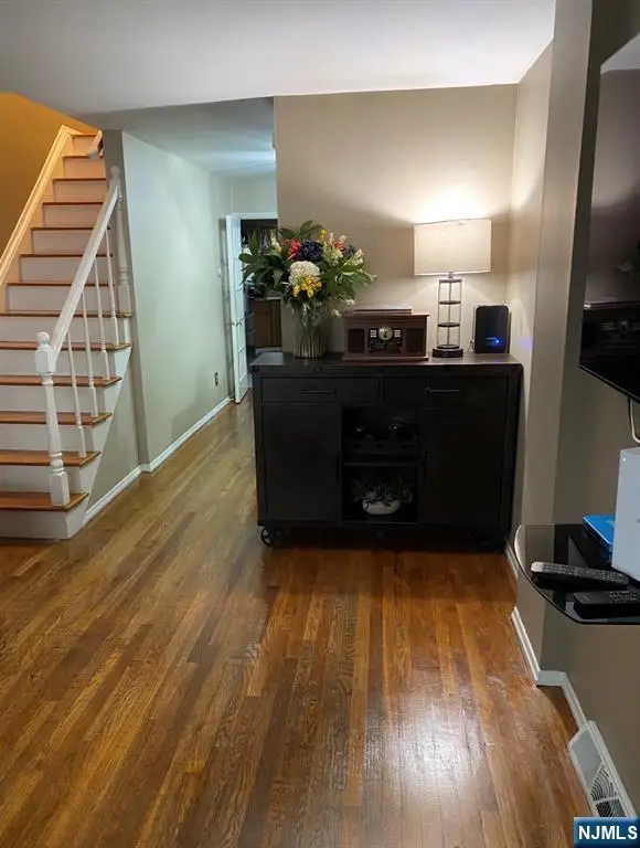 154 Side Avenue, Jersey City, NJ 07305 - #1