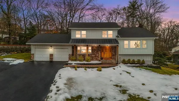 10 Winonah Avenue, Wayne, NJ 07470