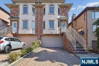 61 Columbia Avenue C0061, Cliffside Park, NJ 07010