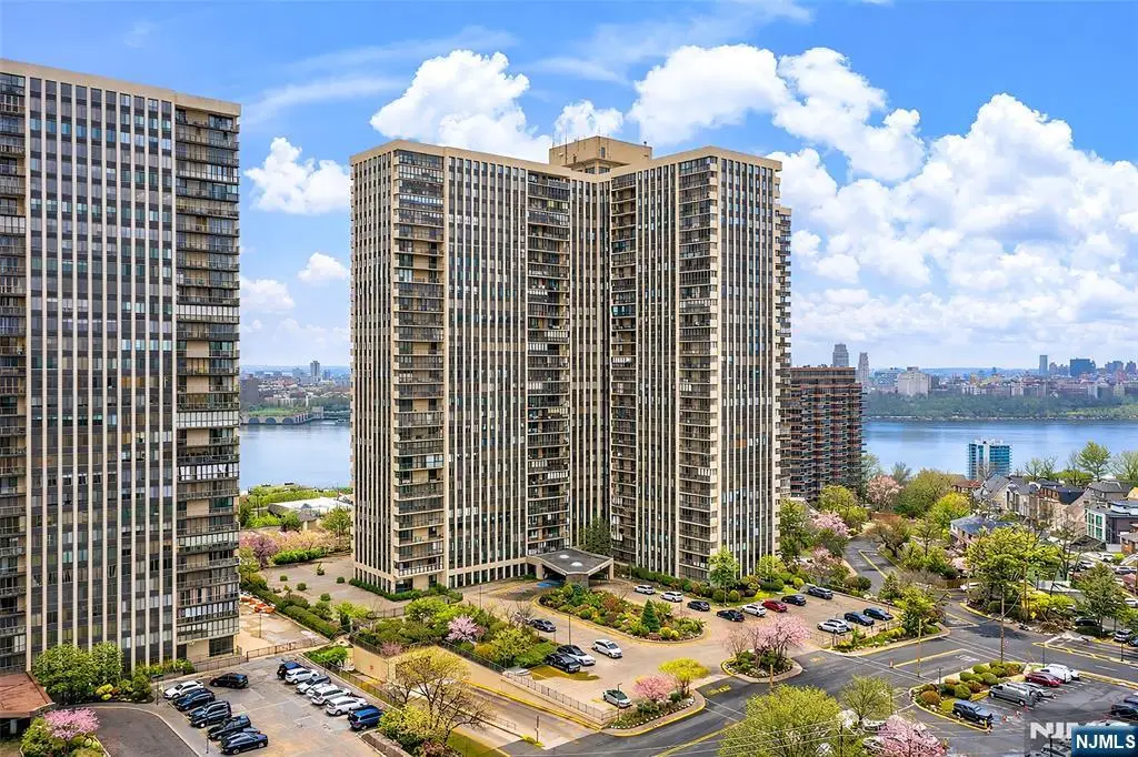 200 Winston Drive 2110, Cliffside Park, NJ 07010 - #1