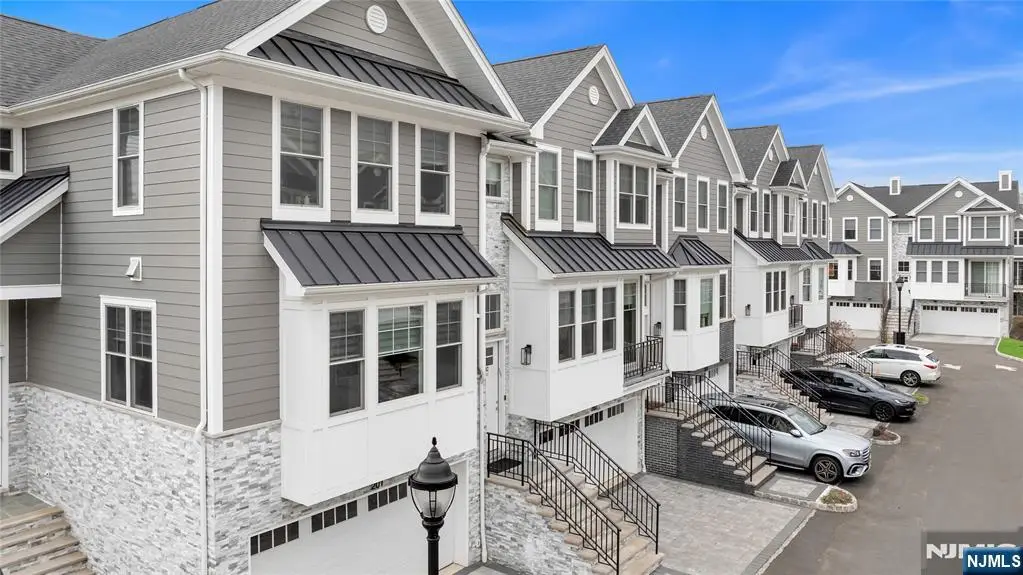 23 Legion Drive 202, Cresskill, NJ 07626 - #1