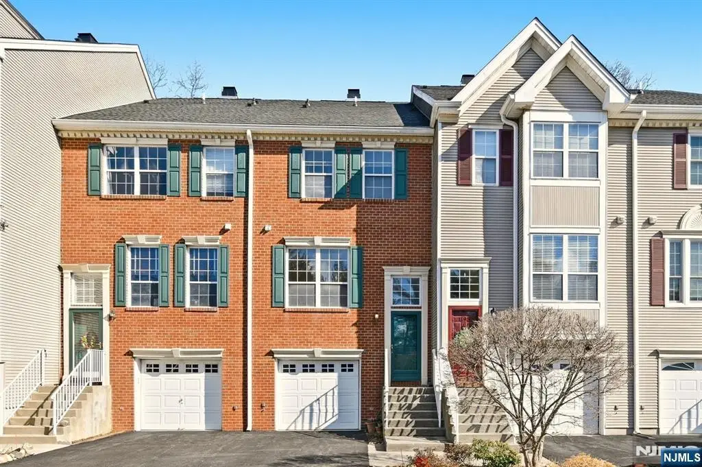 1194 Chedworth Circle, Mahwah, NJ 07430 - #1