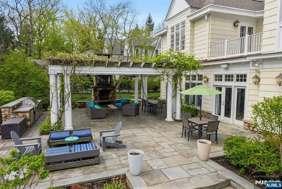 326 West End Avenue, Ridgewood, NJ 07450 - #2