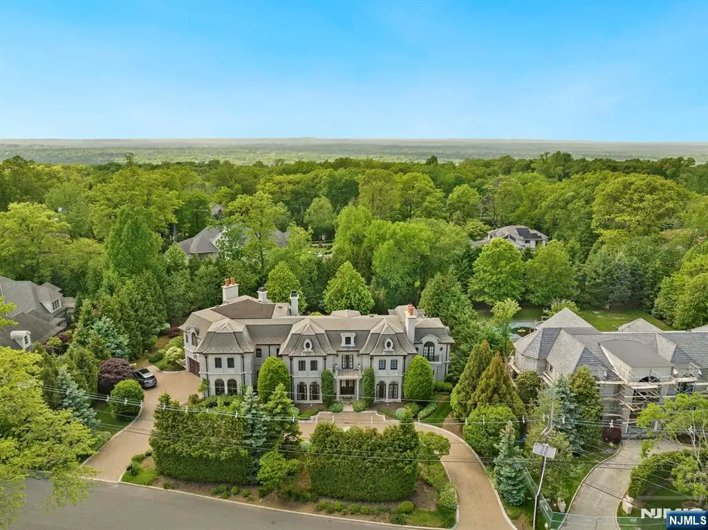 78 Roberts Road, Englewood Cliffs, NJ 07632 - #1