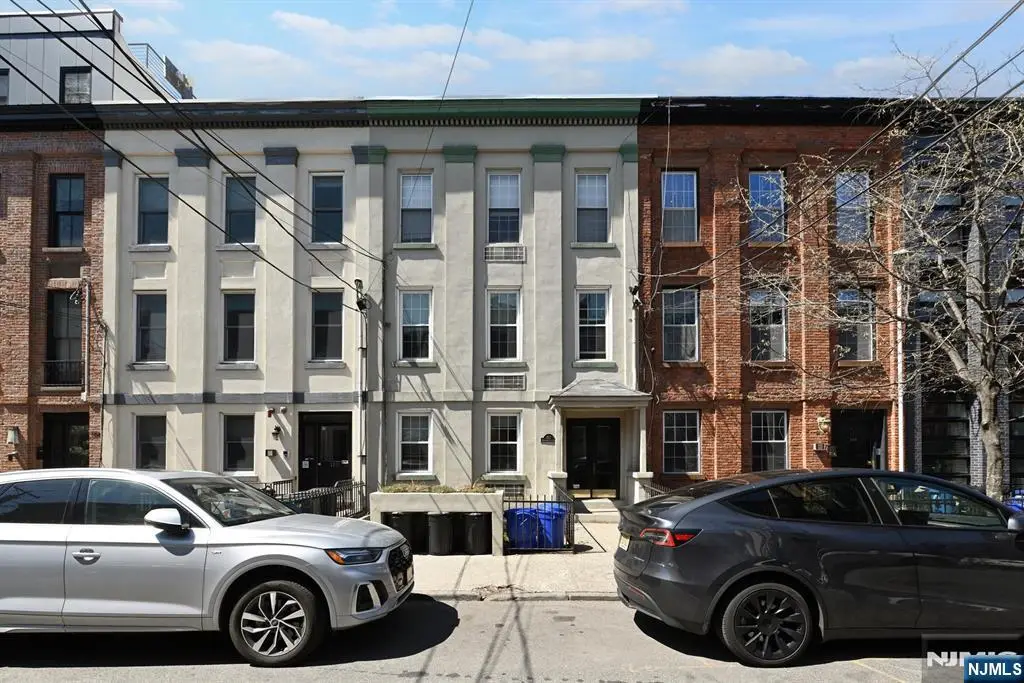 112 Bloomfield Street 1, Hoboken, NJ 07030 - #1