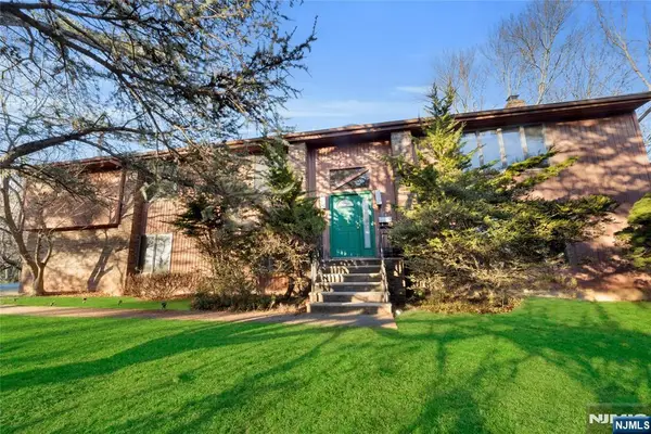 325 High Street, Closter, NJ 07624