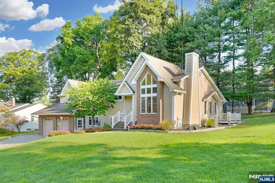 164 Leach Avenue, Park Ridge, NJ 07656 - #2