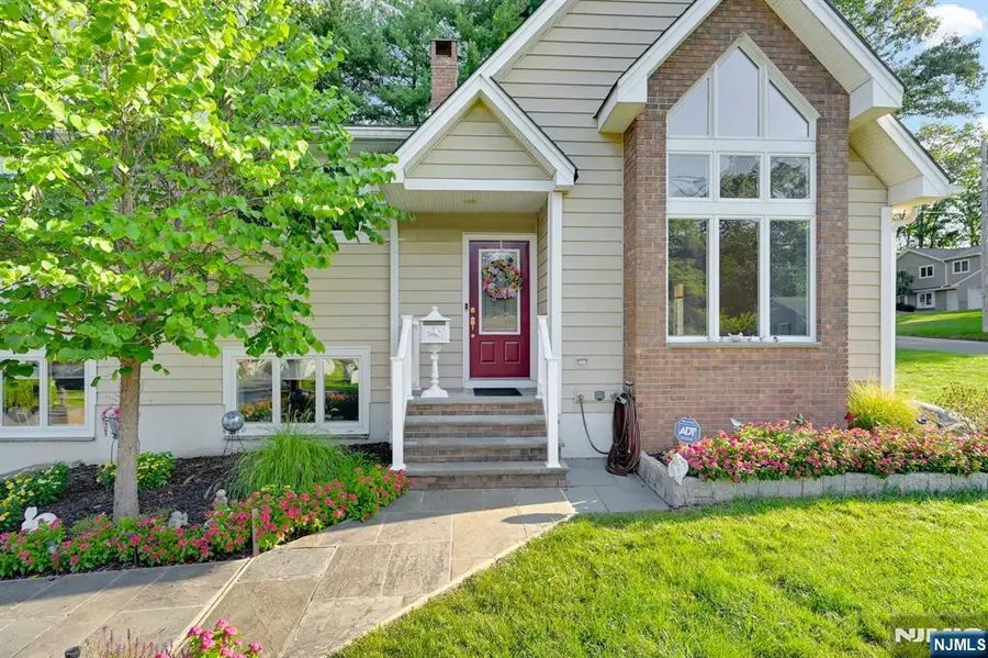 164 Leach Avenue, Park Ridge, NJ 07656 - #3