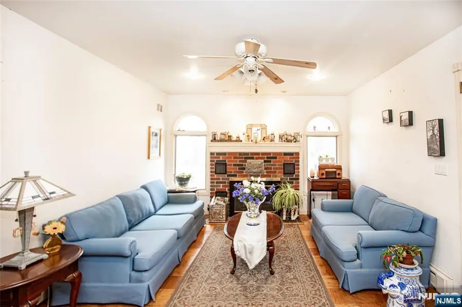 41 Orchard Place, Hawthorne, NJ 07506 - #3