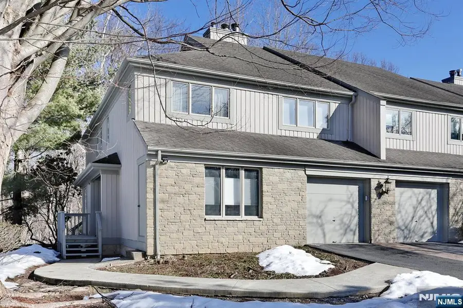 607 Glasmere Road, Mahwah, NJ 07430 - #3