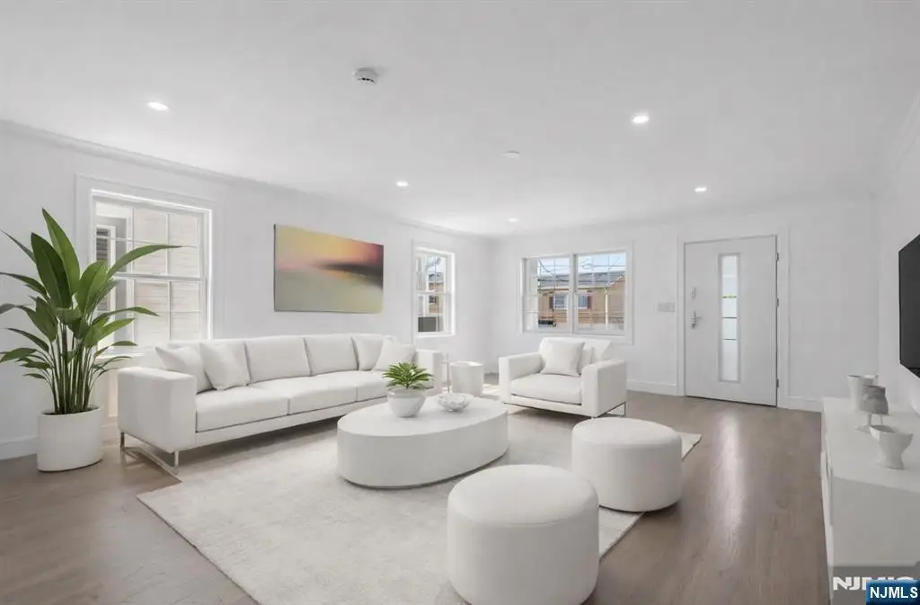 167 Kipp Avenue, Hasbrouck Heights, NJ 07604 - #1