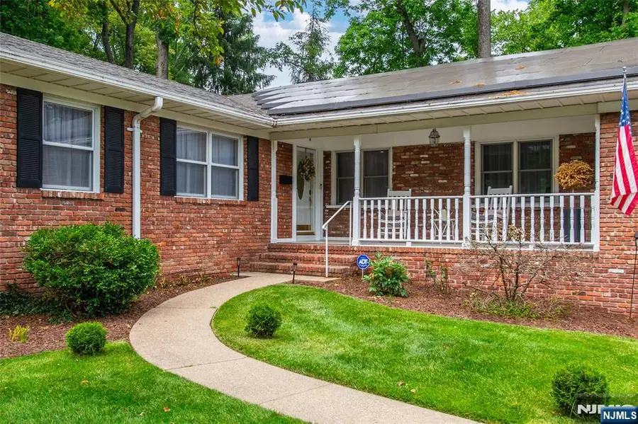 12 Ravine Road, Verona, NJ 07044 - #3