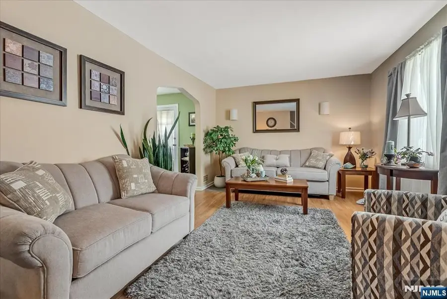 11 Beech Street, Cedar Grove, NJ 07009 - #3