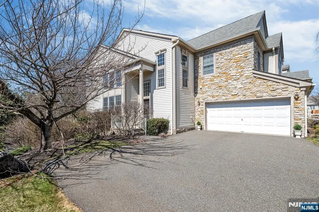 10 Skyview Drive, North Haledon, NJ 07508 - #1