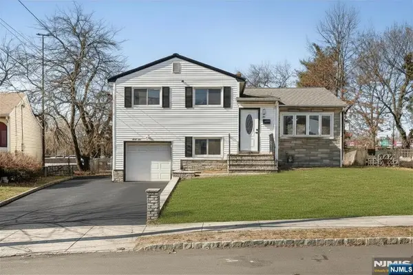 35 Eastern Parkway, Hillside, NJ 07205