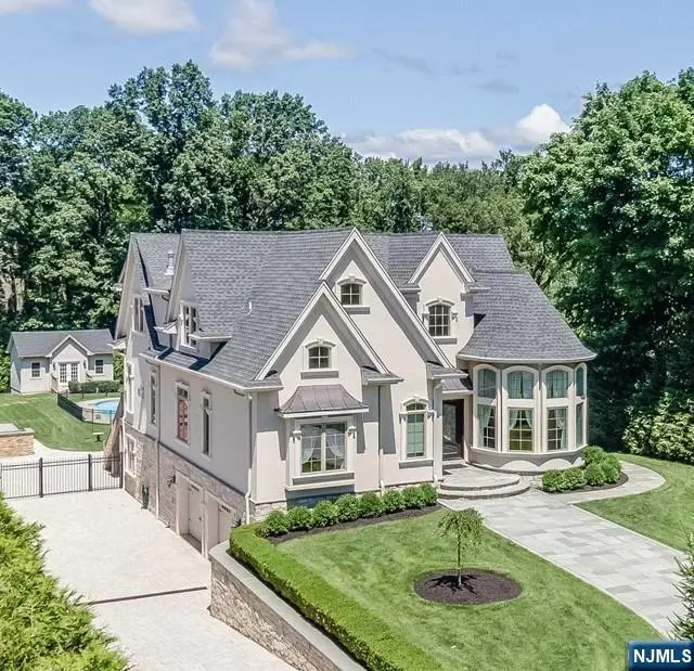 63 Grandview Avenue, North Caldwell, NJ 07006 - #2