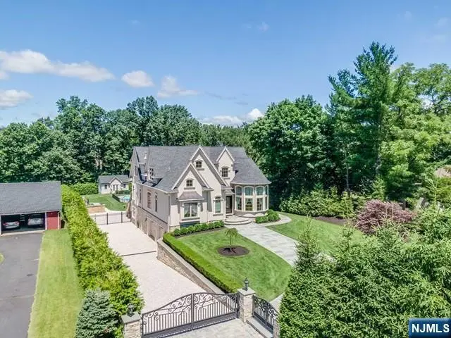 63 Grandview Avenue, North Caldwell, NJ 07006 - #3