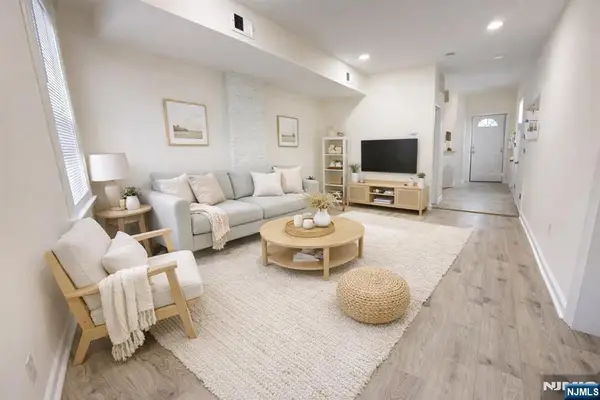 88 Devon Street, Kearny, NJ 07032