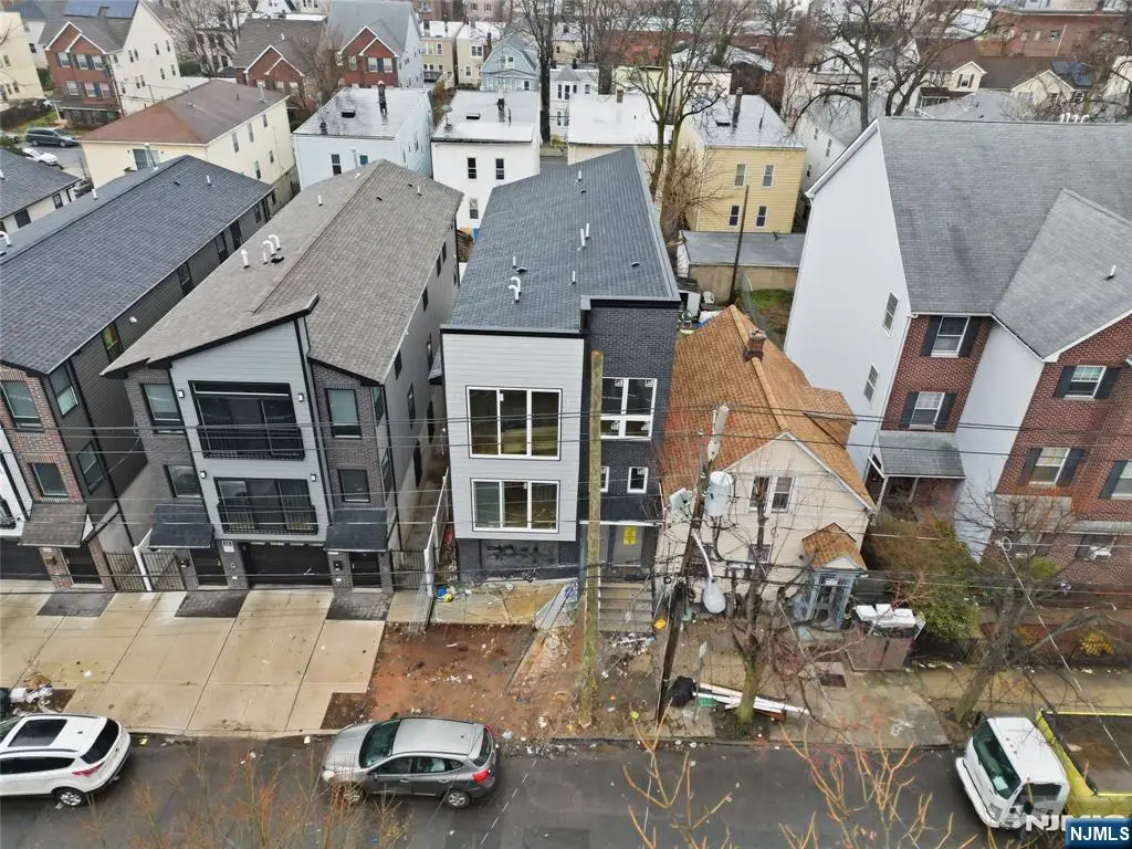 589 18th Street, Newark, NJ 07103 - #1