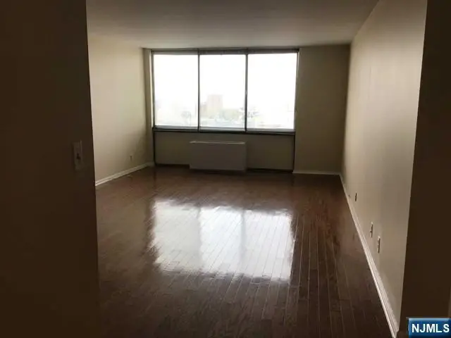 770 Anderson Avenue 14B, Cliffside Park, NJ 07010 - #3