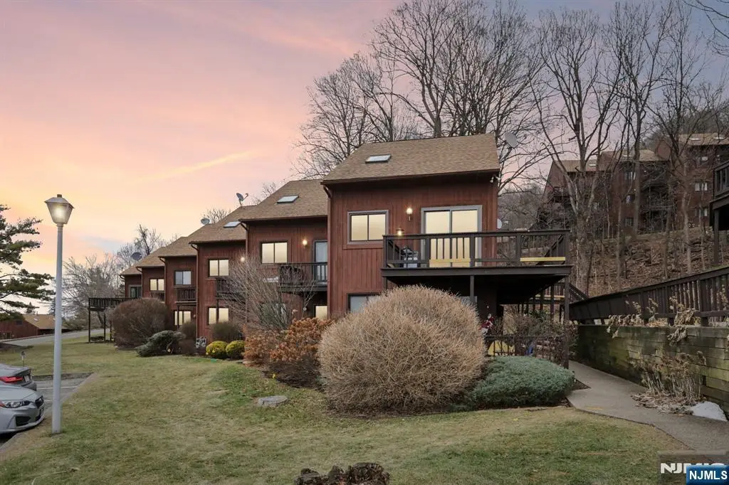 1 Deer Valley Lane 3, Vernon, NJ 07462 - #1