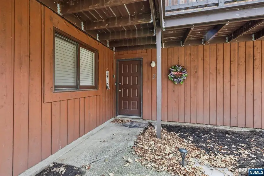 1 Deer Valley Lane 3, Vernon, NJ 07462 - #3