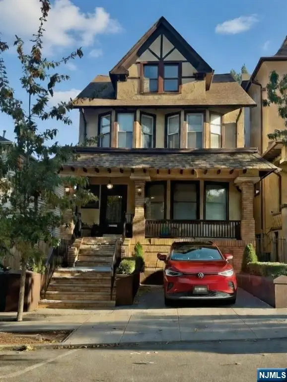 376 Fairmount Avenue, Jersey City, NJ 07306 - #1