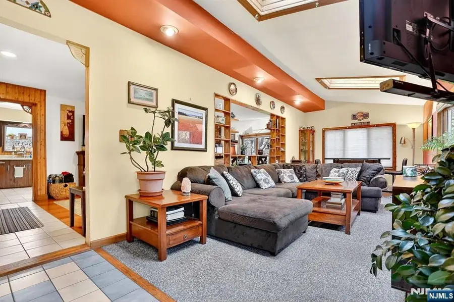 21 Ulster Street, West Milford, NJ 07480 - #3