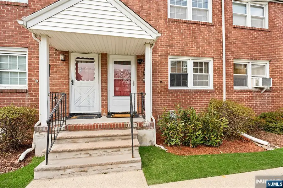 1292 Teaneck Road B, Teaneck, NJ 07666 - #2