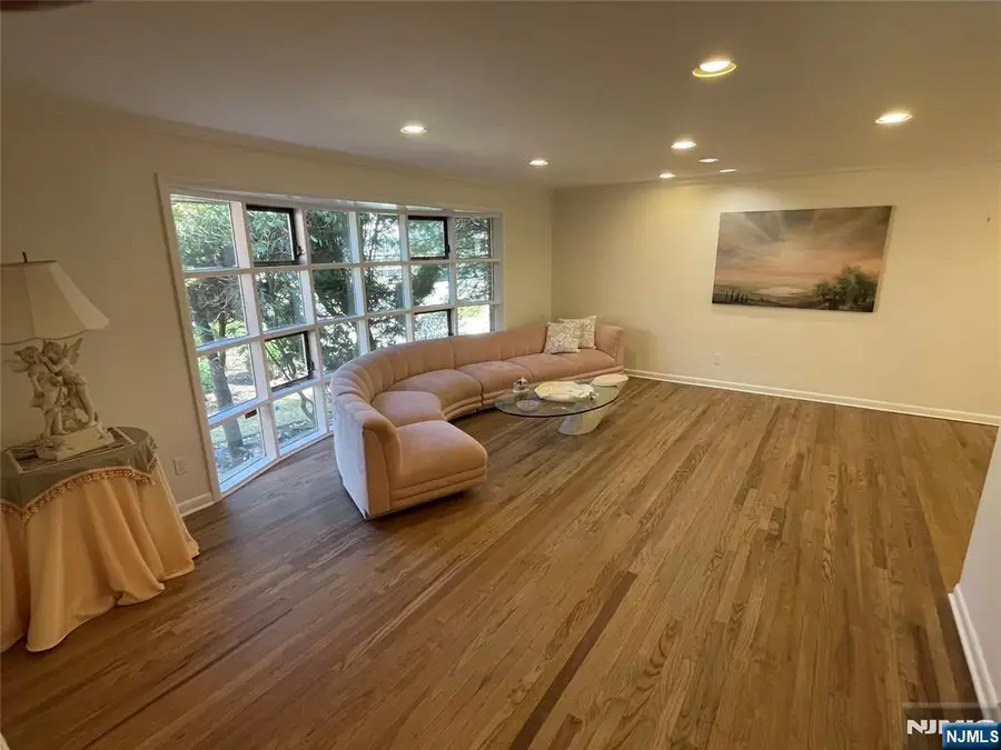 526 Rutland Avenue, Teaneck, NJ 07666 - #2