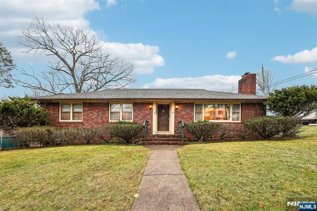 84 Squaw Brook Road, North Haledon, NJ 07508 - #1