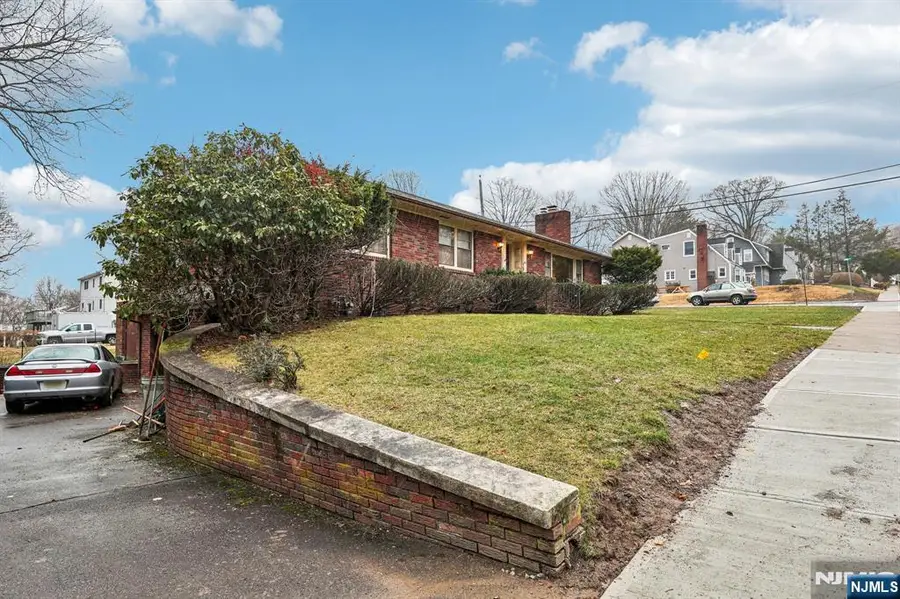 84 Squaw Brook Road, North Haledon, NJ 07508 - #2