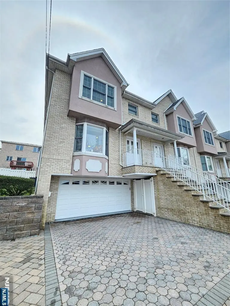 425 West Street 4, Fort Lee, NJ 07024 - #2