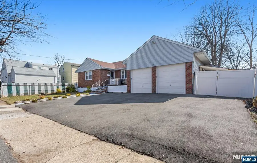 28 Logan Place, Lodi, NJ 07644 - #2