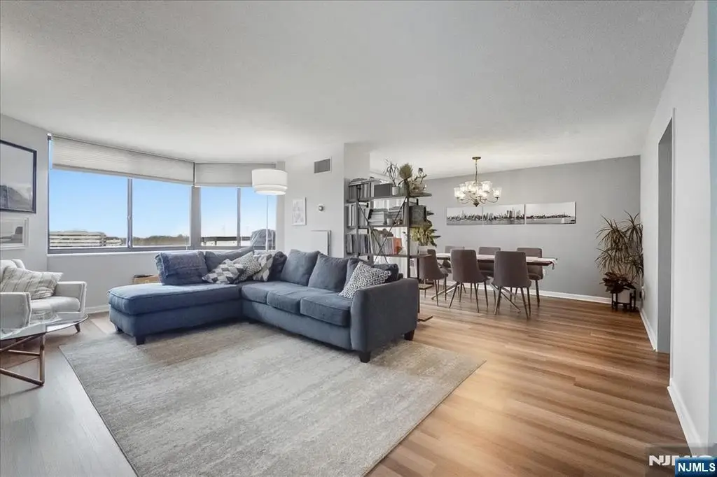 730 Harmon Cove Tower, Secaucus, NJ 07094 - #1