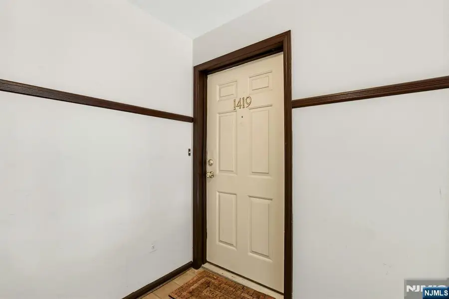 1419 Faulkner Court, Mahwah, NJ 07430 - #2