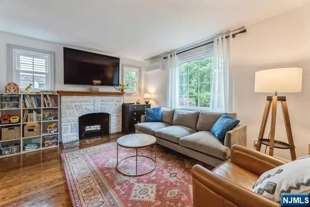 1125 W Laurelton Parkway, Teaneck, NJ 07666 - #2