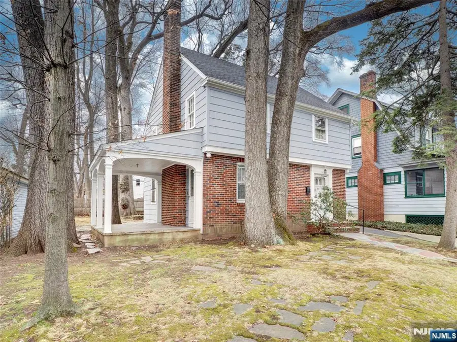 21 Edgewood Road, East Orange, NJ 07017 - #2