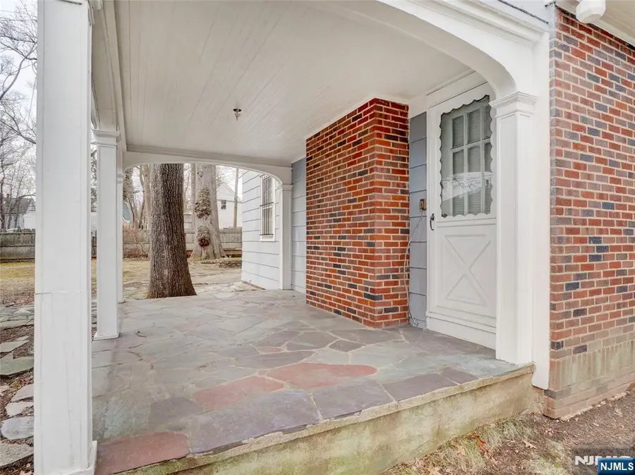 21 Edgewood Road, East Orange, NJ 07017 - #3