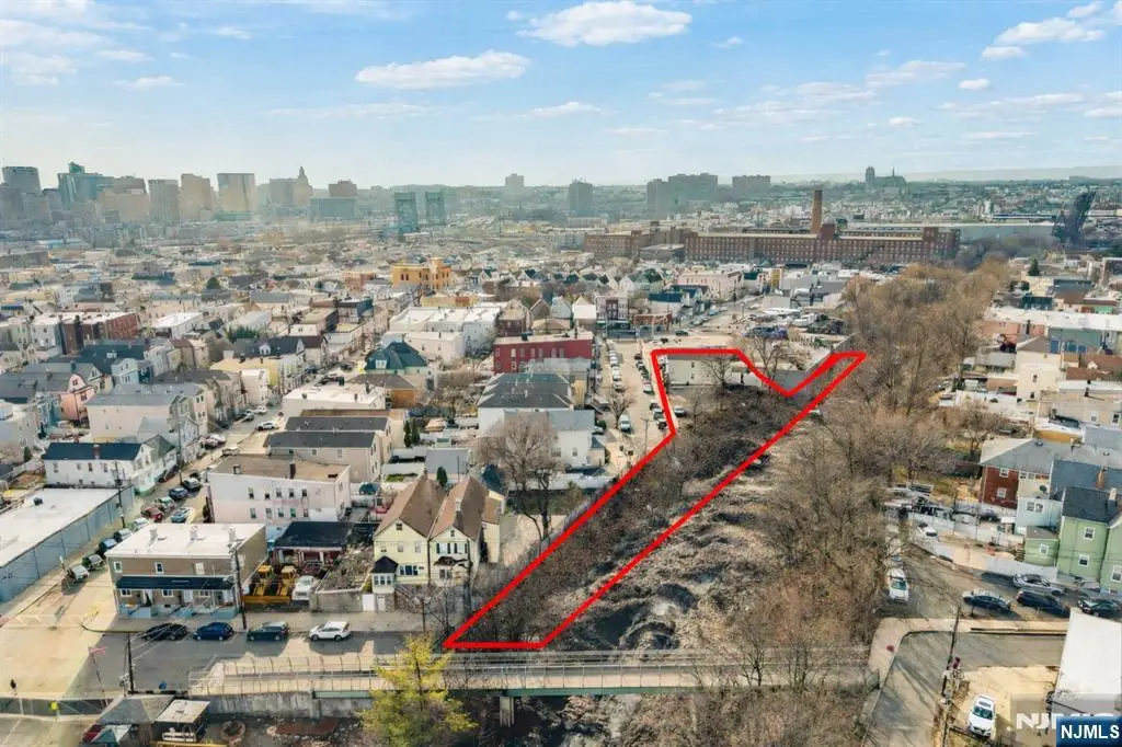 416 Scott Mobus Place, Harrison, NJ 07029 - #1