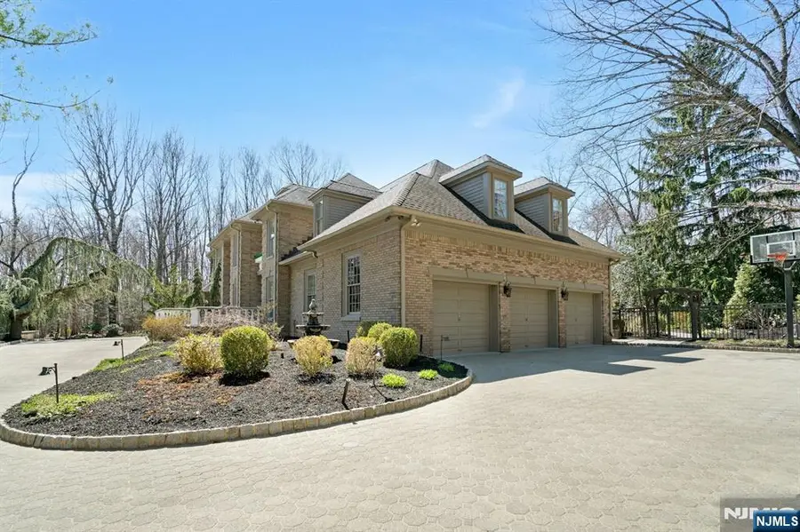 31 Burning Hollow Road, Saddle River, NJ 07458 - #2
