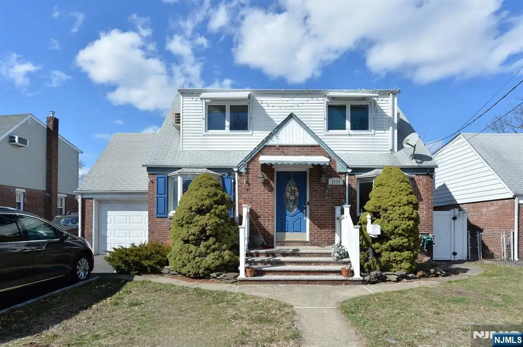 25-29 Urban Place, Fair Lawn, NJ 07410 - #1