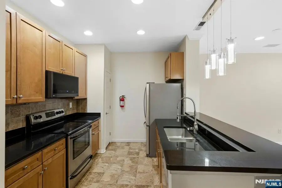 26 Ave At Port Imperial 117, West New York, NJ 07093 - #3