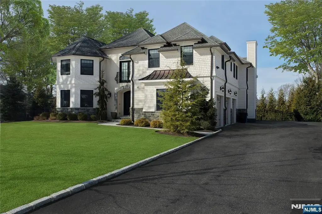 47 Evergreen Drive, Caldwell, NJ 07006 - #1