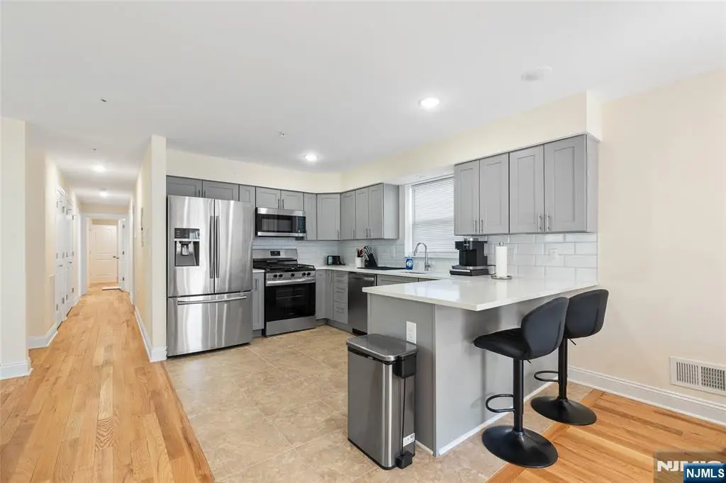 337 13th Avenue, Newark, NJ 07103 - #1