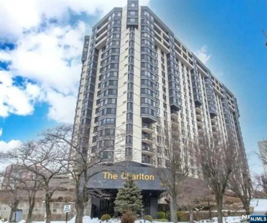 1265 15th Street 17A, Fort Lee, NJ 07024 - #2