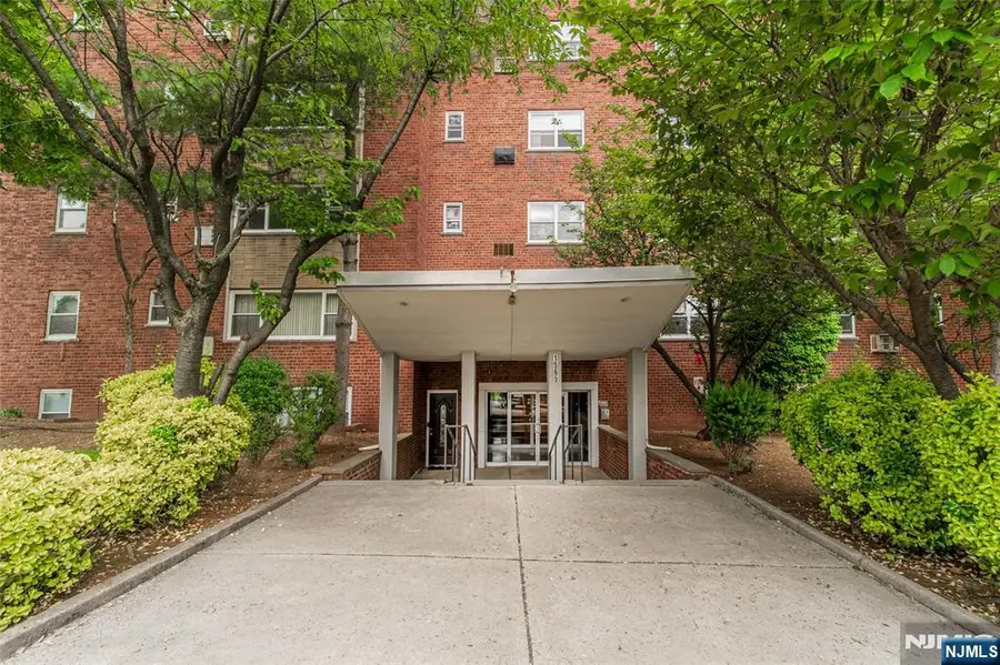 1565 Center Avenue 3D, Fort Lee, NJ 07024 - #2